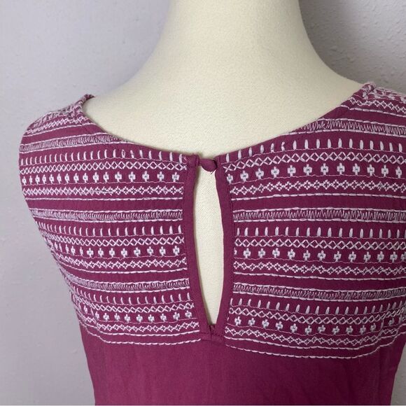 Ariat Too Busy Tunic Top In Rose 100% Rayon Embroidered Women's Size Medium - Picture 4 of 15